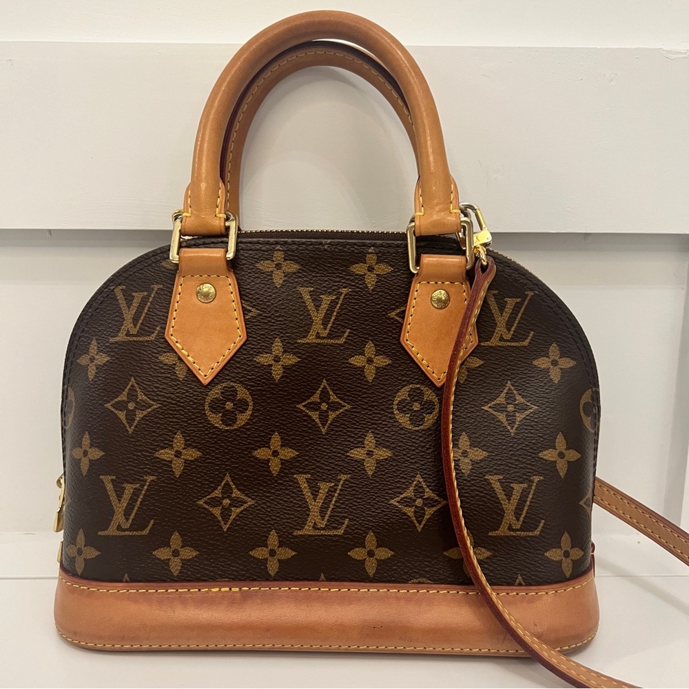 Louis Vuitton Alma BB - Picture 6 of 16